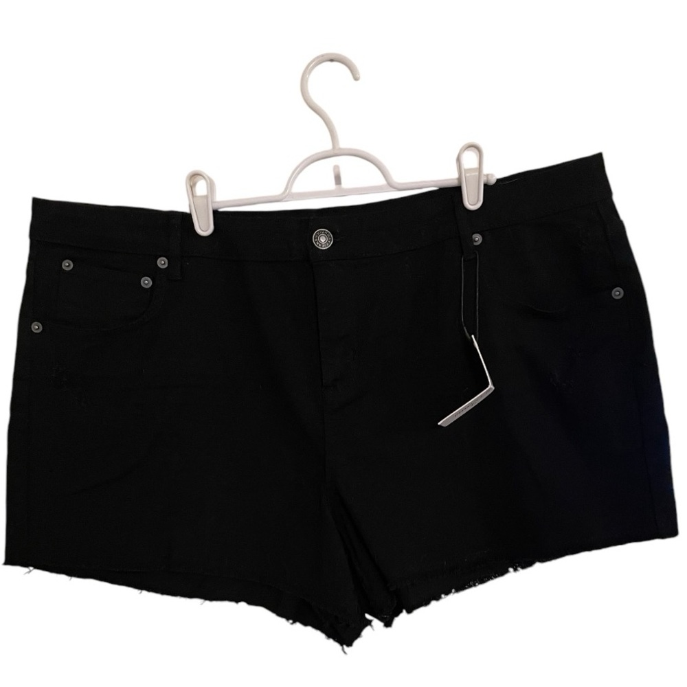 Highway Jeans Black Distressed Shorts Junior Plus 22 - Picture 2 of 4